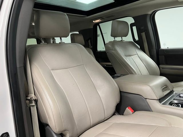 Used 2018 Ford Expedition Max XLT w/ Equipment Group 202A AWD/4WD image 59