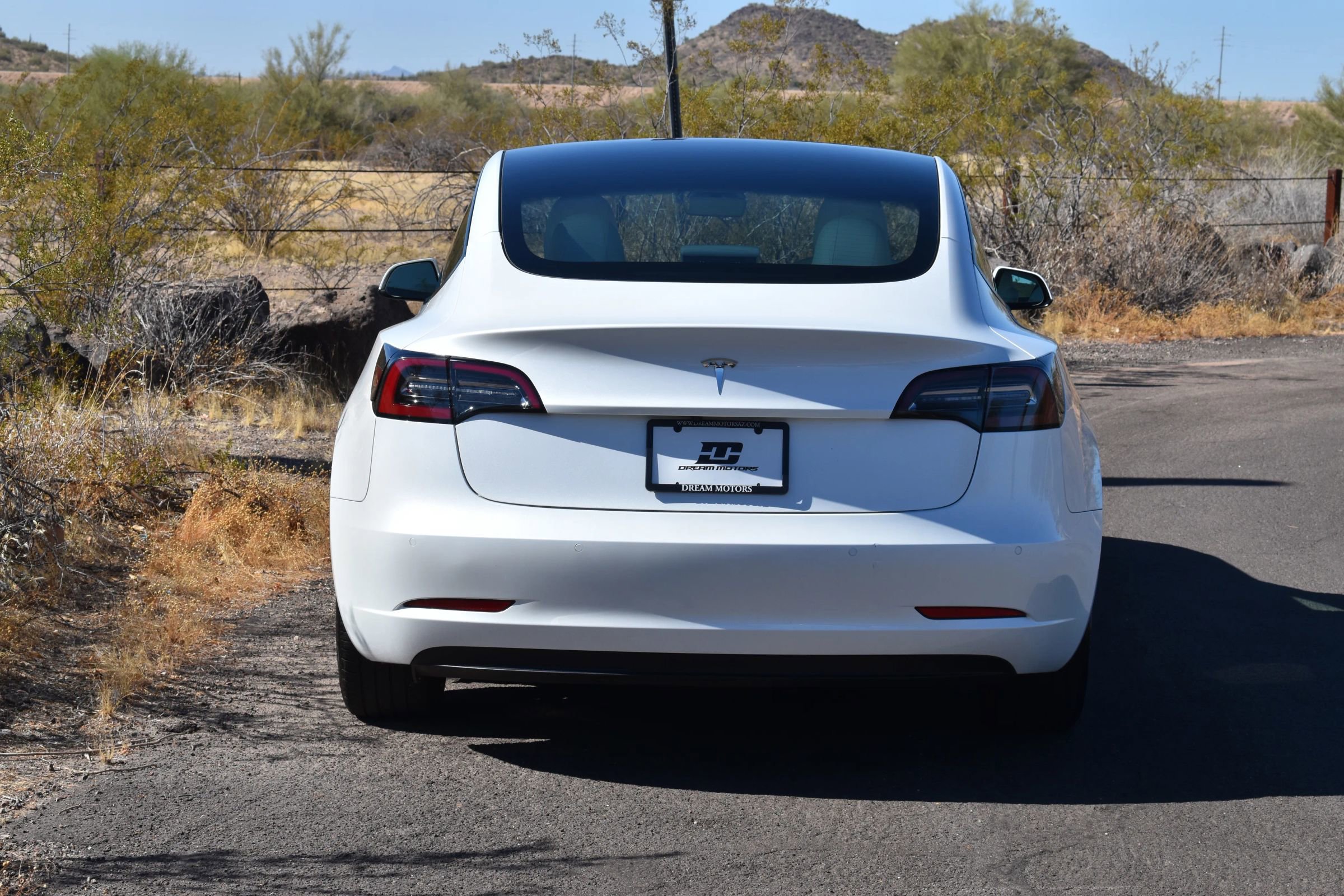 Used 2021 Tesla Model 3 Standard Range Plus image 4