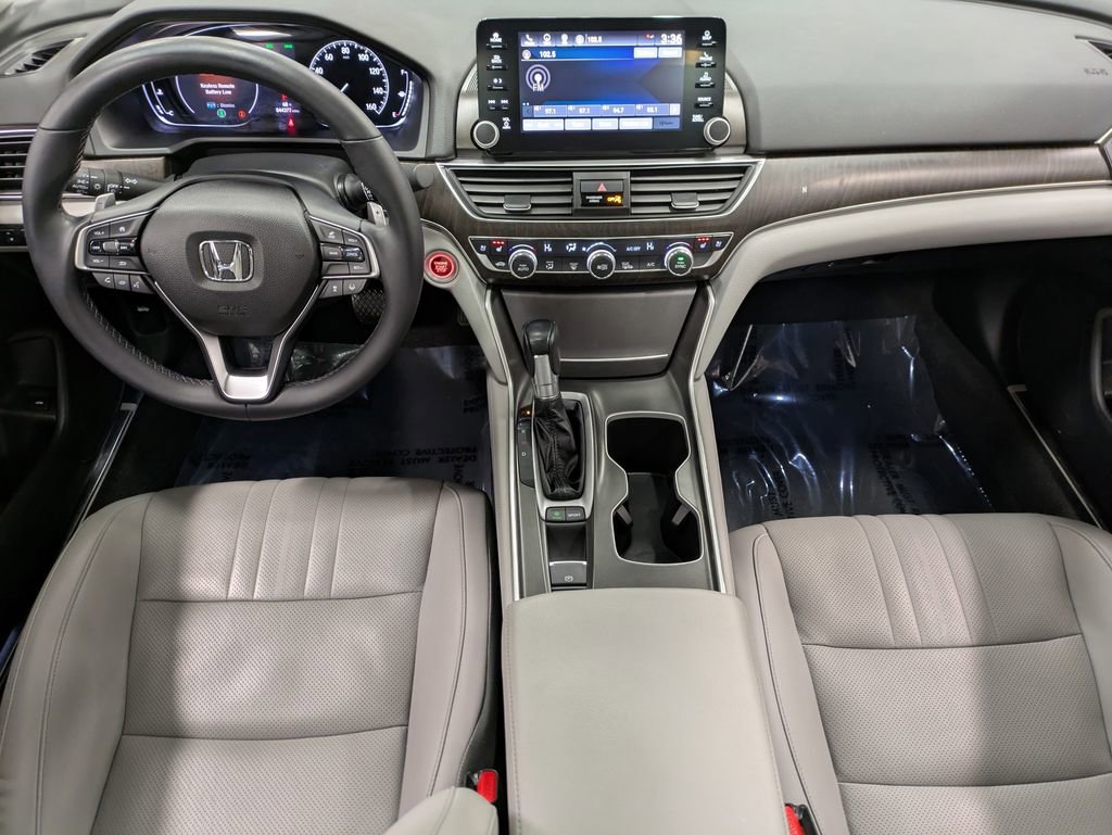 Used 2018 Honda Accord Touring image 23