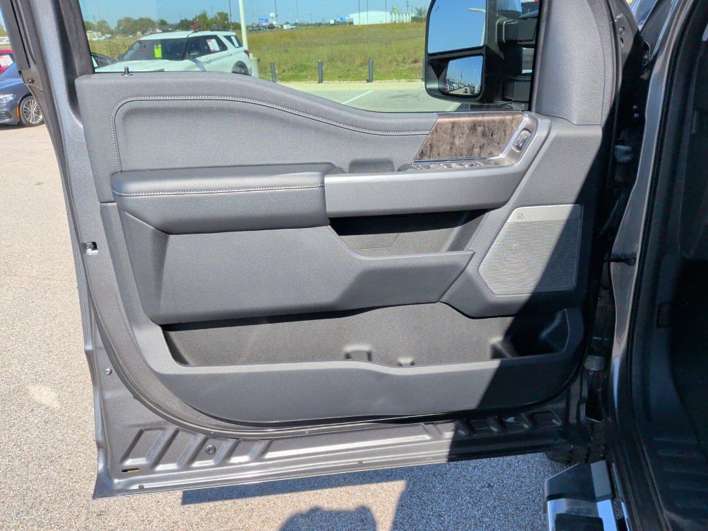 New 2026 Ford F350 Lariat w/ Lariat Premium Package AWD/4WD image 12