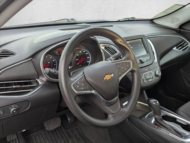 Used 2018 Chevrolet Malibu LT w/ LPO, Convenience Package 2 image 10