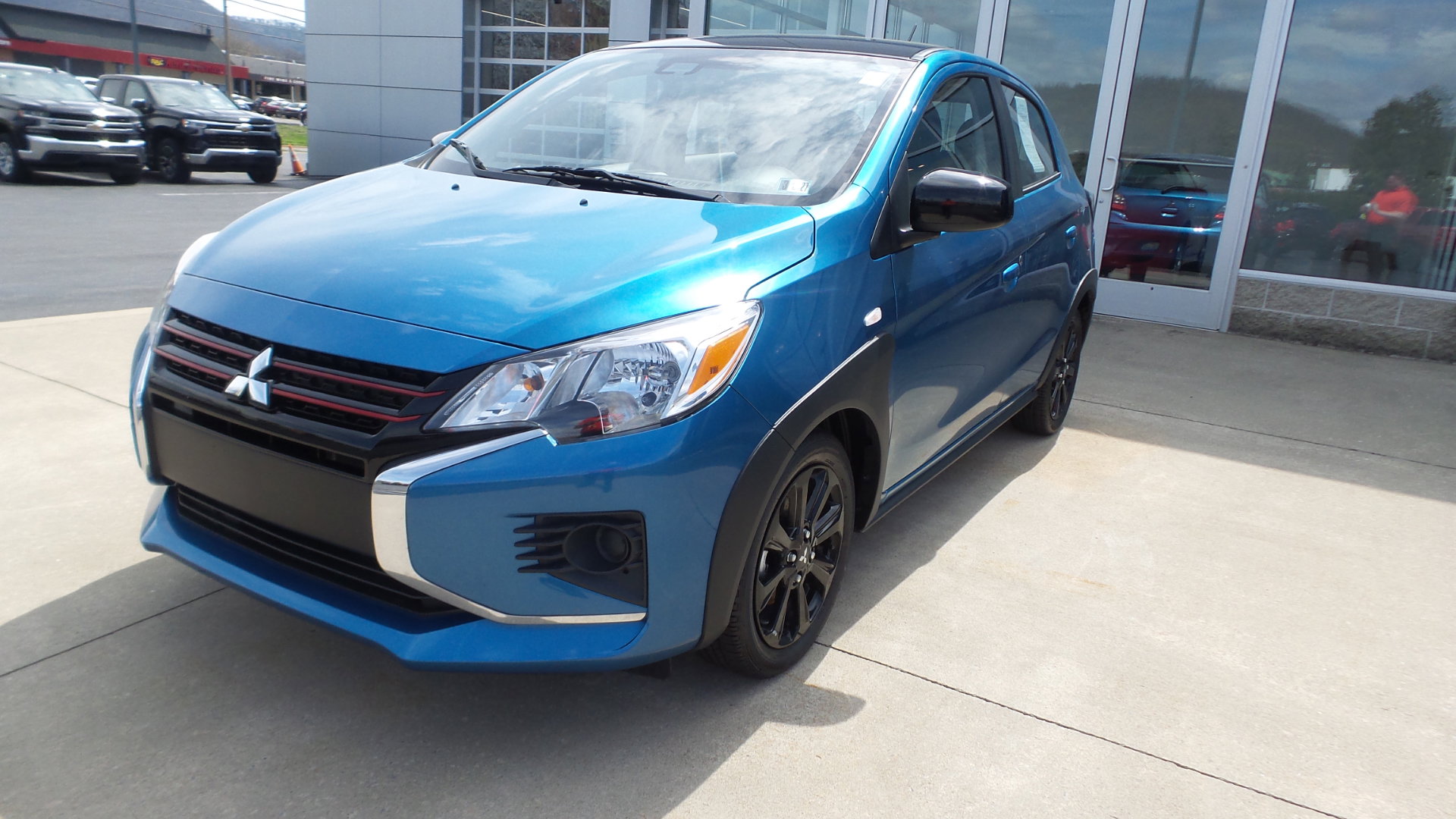 Used 2024 Mitsubishi Mirage Black Edition image 2