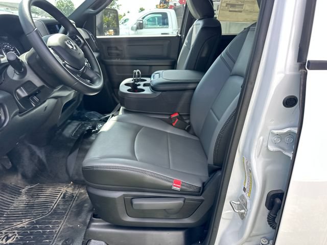 New 2026 RAM 5500 Tradesman w/ Chrome Appearance Group AWD/4WD image 13