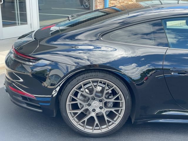 Used 2021 Porsche 911 Carrera w/ Premium Package RWD image 18