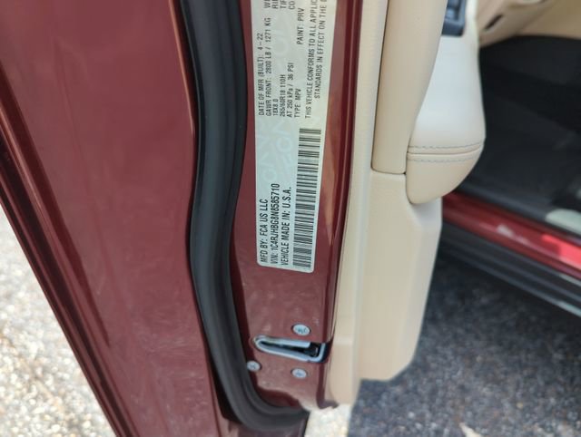 Used 2022 Jeep Grand Cherokee Limited w/ Luxury Tech Group II AWD/4WD image 41