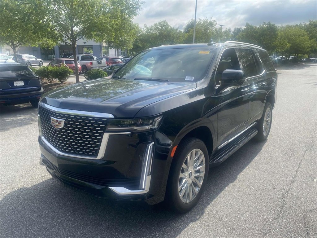 Used 2024 Cadillac Escalade Premium Luxury image 28
