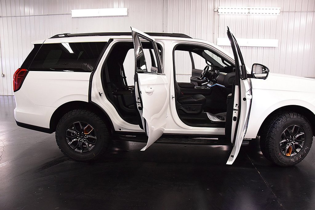 New 2025 Ford Expedition Tremor image 39