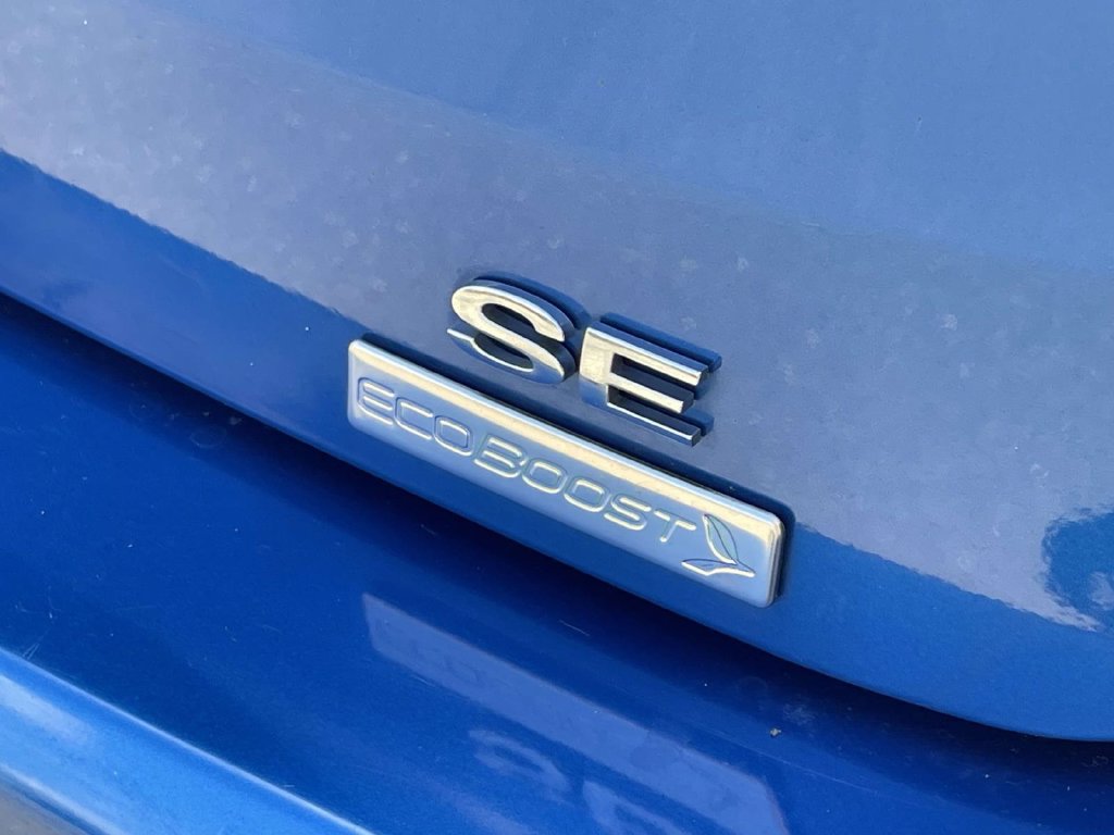Used 2018 Ford Focus SE FWD image 8