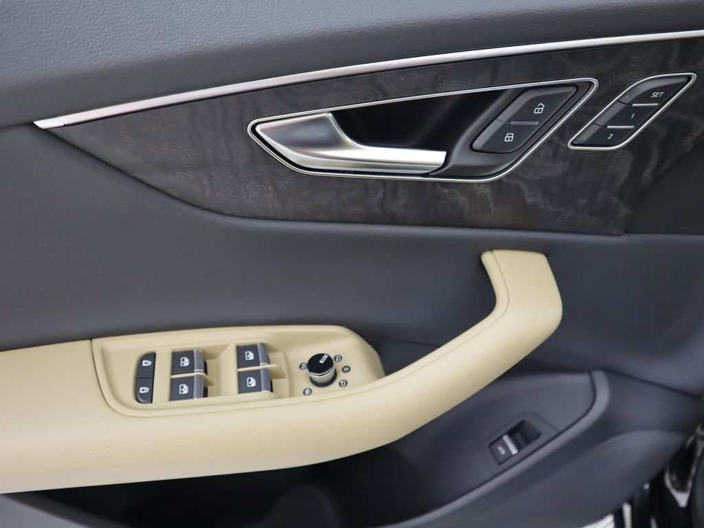 Used 2025 Audi Q8 Premium w/ Black Optic Package image 25