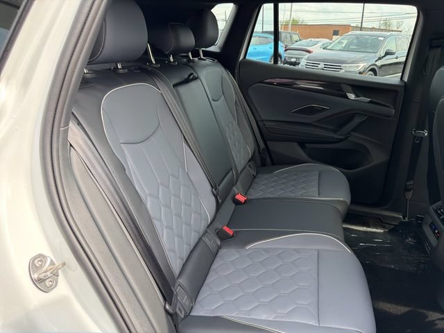 New 2026 Volkswagen Tiguan SEL R-Line AWD/4WD image 32