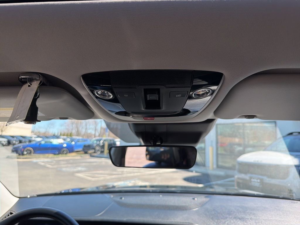 Used 2025 Kia Seltos EX w/ EX Sunroof Package image 22