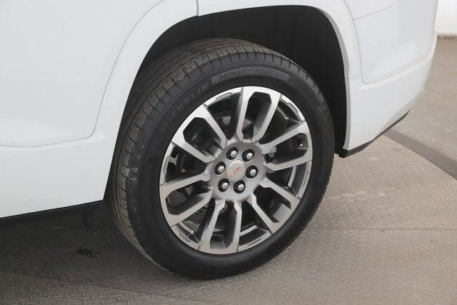 Used 2023 GMC Acadia Denali w/ Denali Ultimate Package image 14