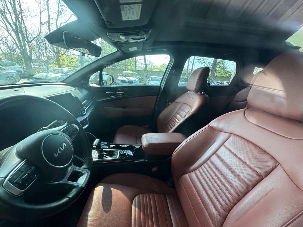 Certified 2023 Kia Sportage SX image 8