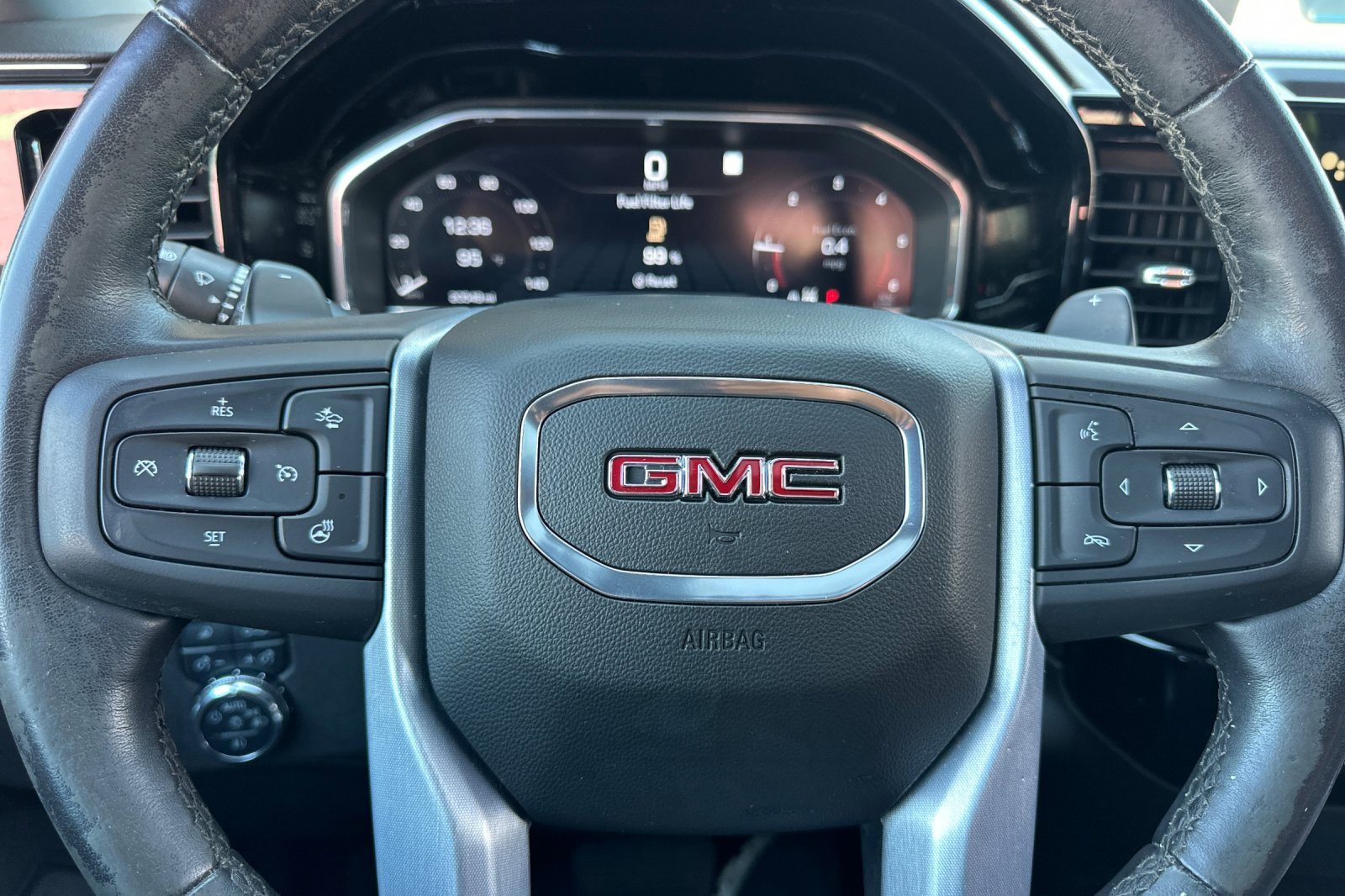 Used 2023 GMC Sierra 1500 SLT w/ SLT Convenience Package image 30