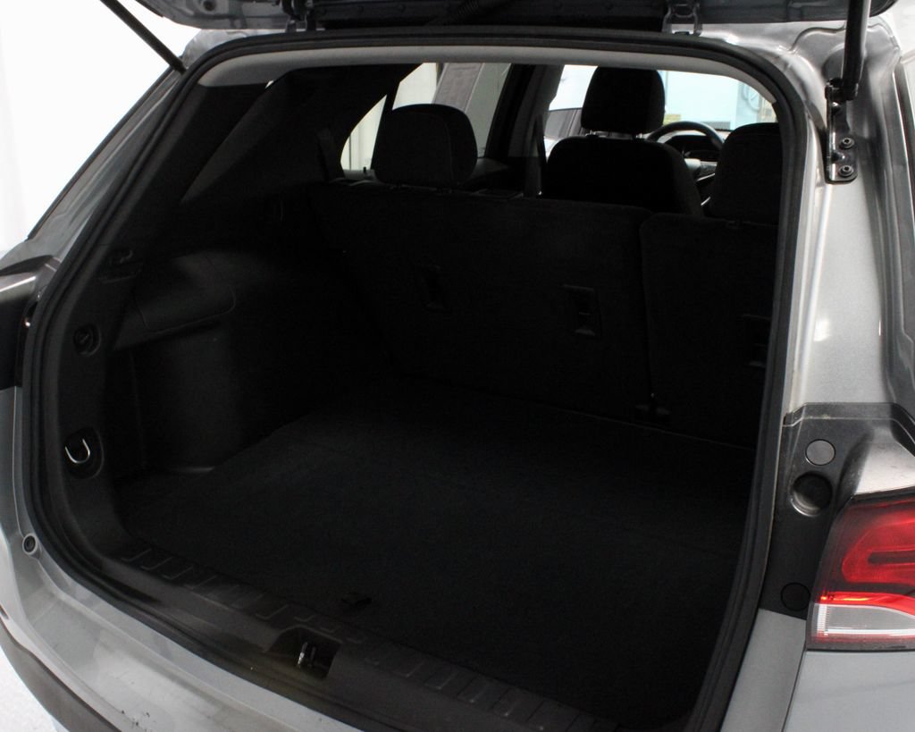 Used 2024 Chevrolet Equinox LT AWD/4WD image 14