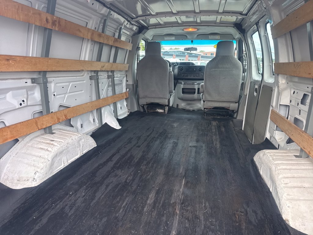 Used 2012 Ford E-250 and Econoline 250 w/ PWR Group RWD image 24