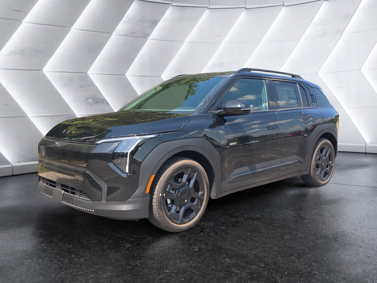 New 2027 Kia EV3 Wind FWD image 1