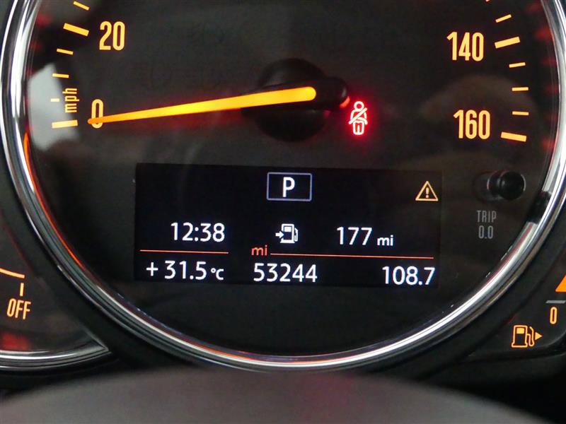 Used 2020 MINI Cooper 2-Door Hardtop w/ Storage Package FWD image 29
