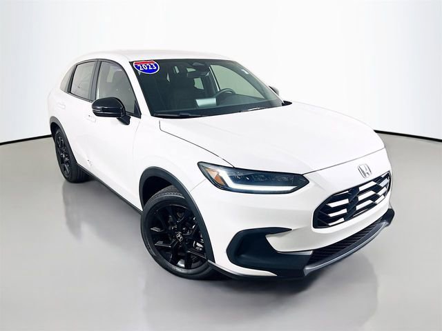 Used 2023 Honda HR-V Sport image 2