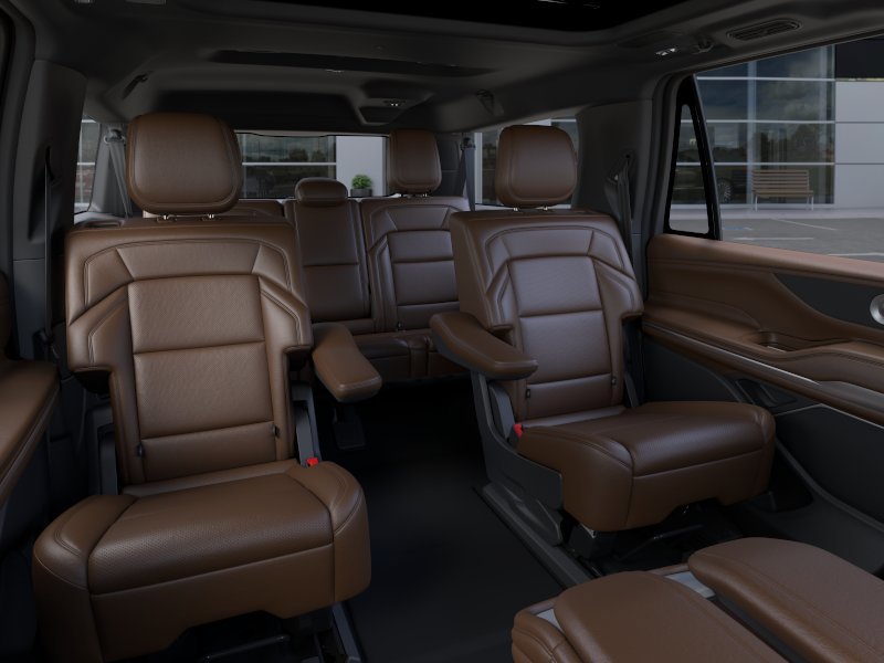 New 2026 Lincoln Navigator L Reserve AWD/4WD image 11