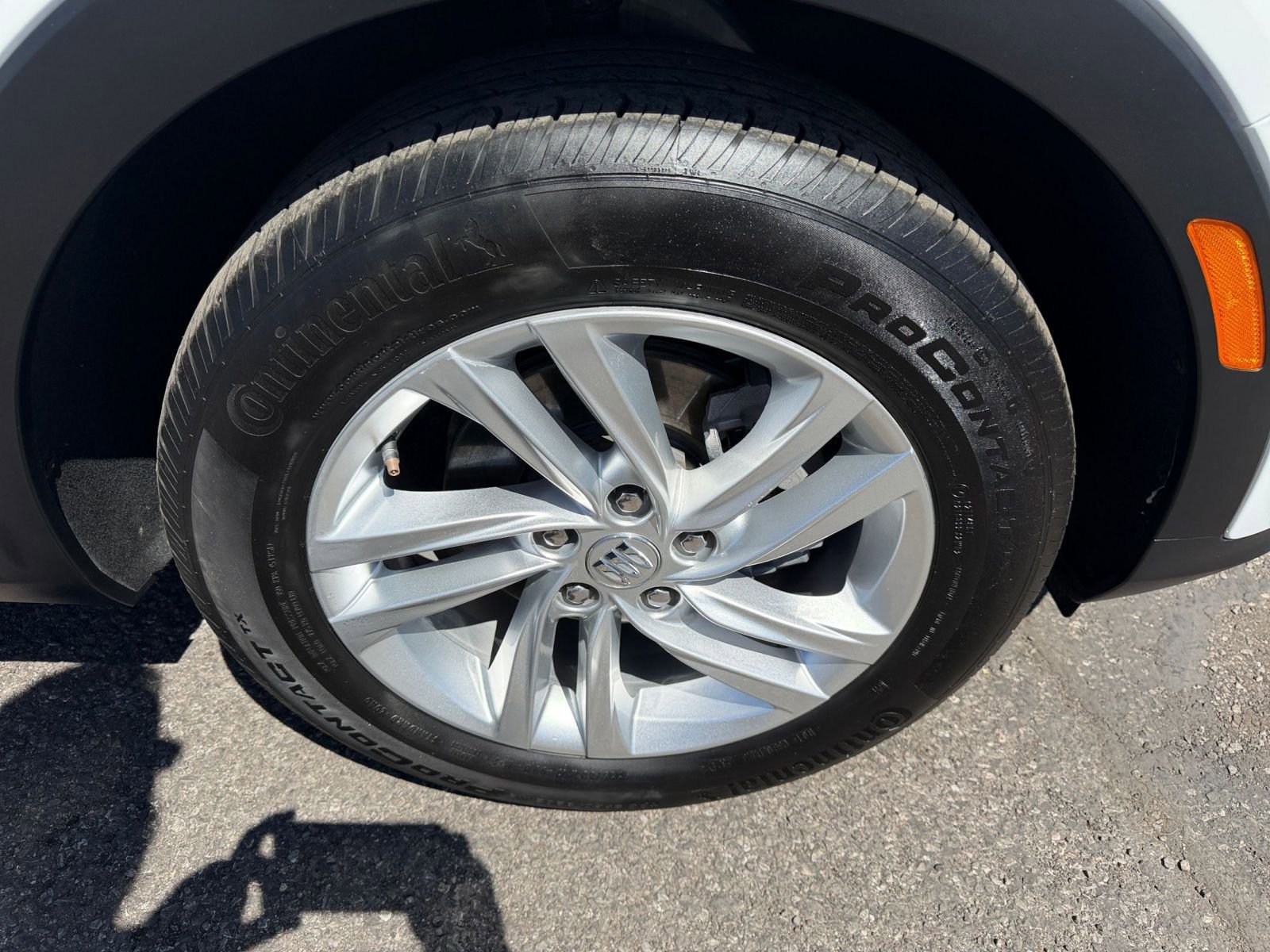 Used 2025 Buick Envista Preferred image 29