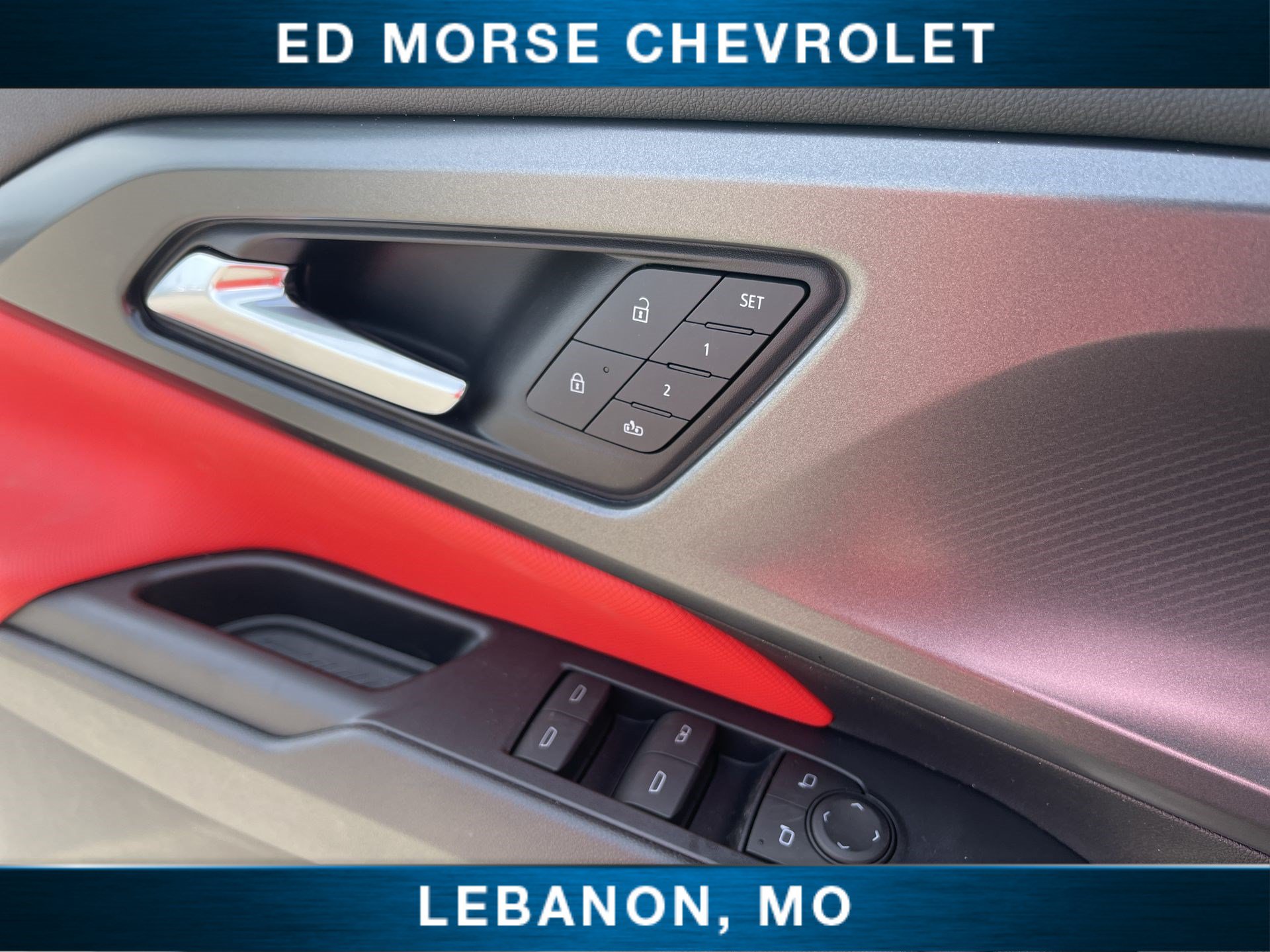 New 2025 Chevrolet Equinox EV RS w/ Convenience Package II FWD image 22