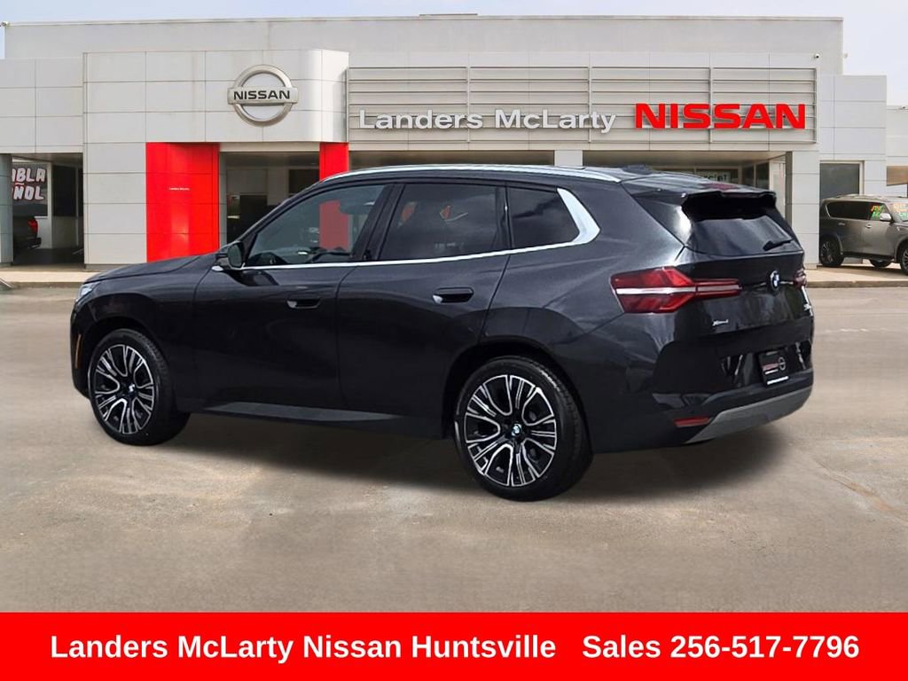 Used 2025 BMW X3 xDrive30i w/ Premium Package image 2