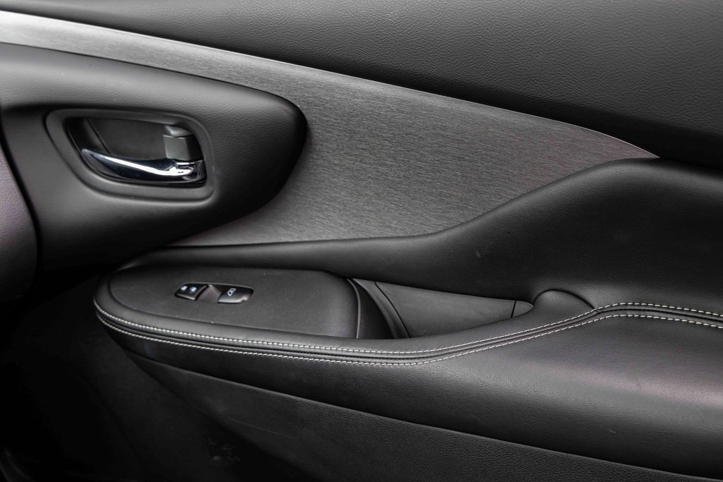 Certified 2024 Nissan Murano SV w/ SV Midnight Edition Package image 15