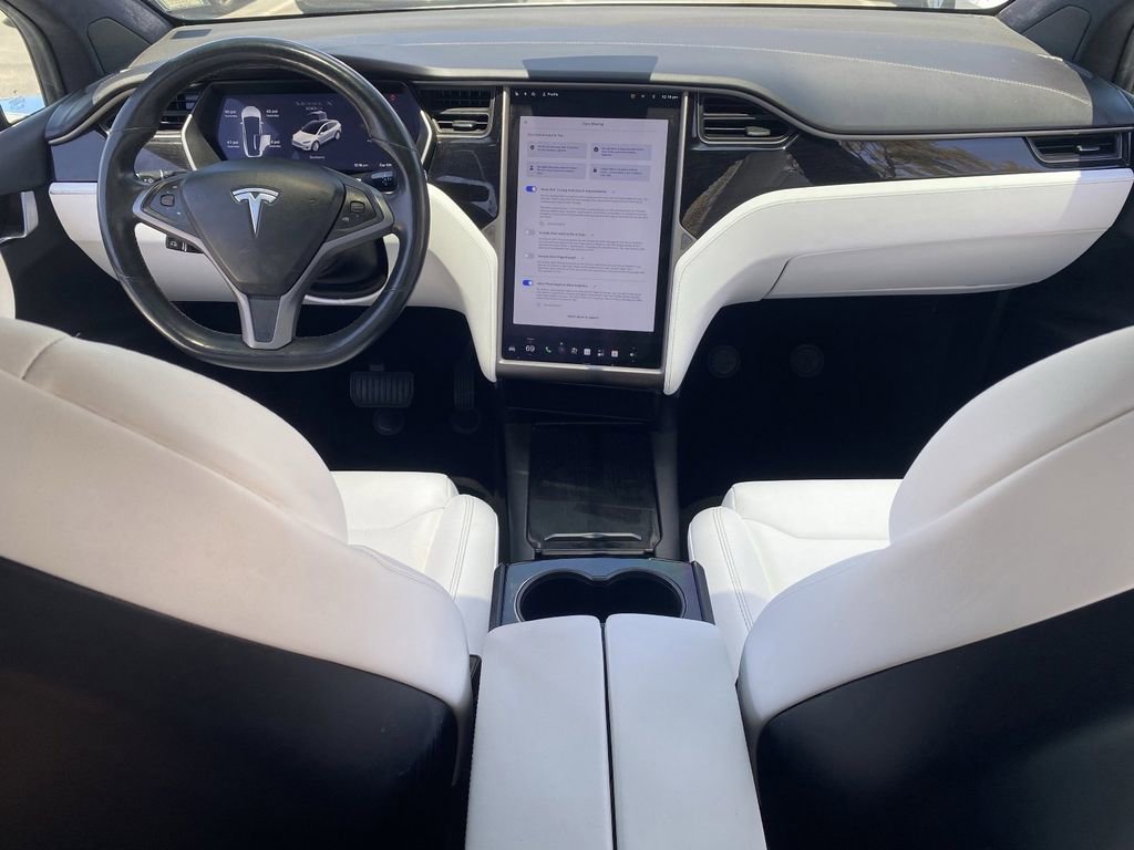 Used 2018 Tesla Model X 100D AWD/4WD image 15