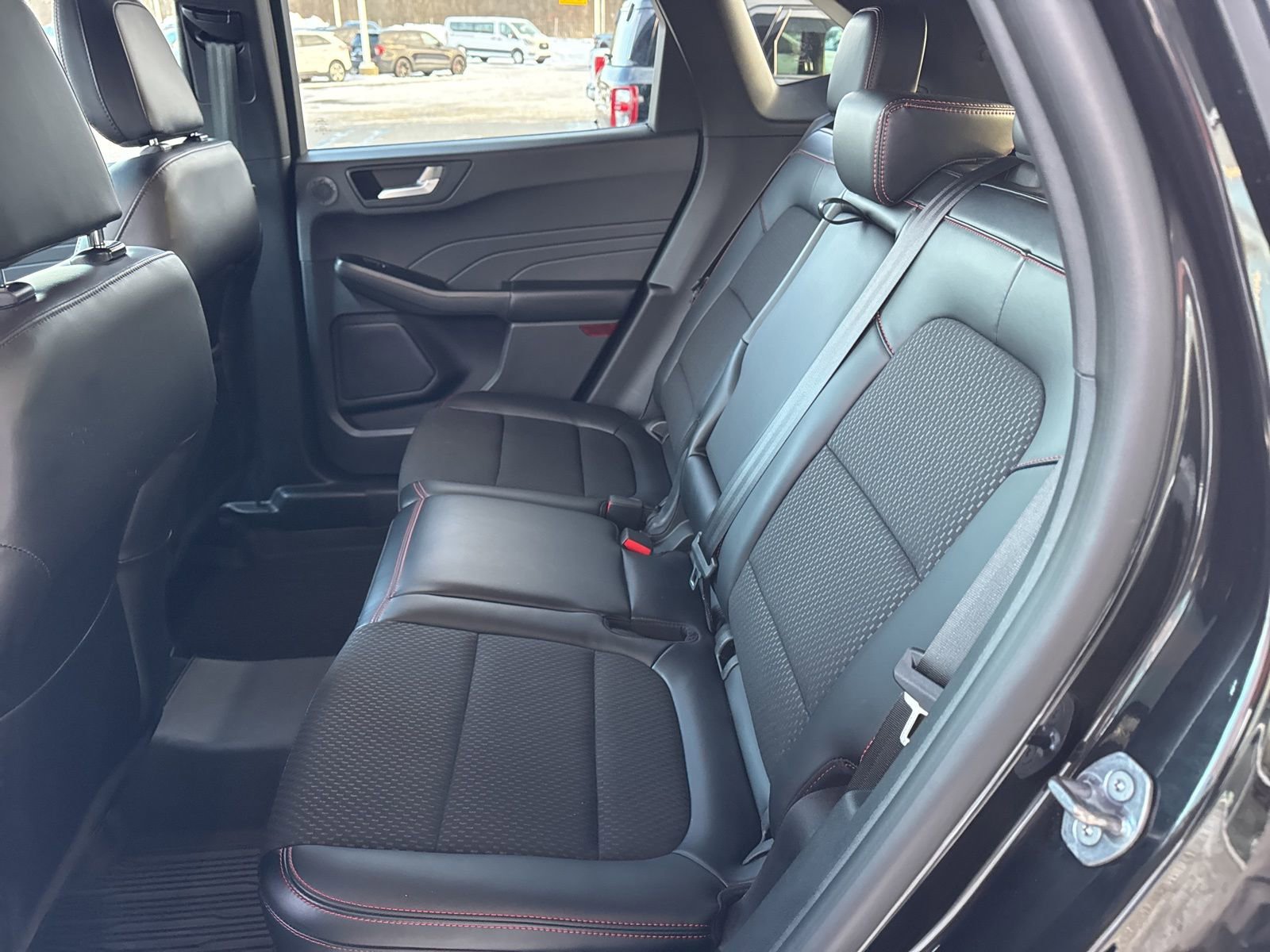 Certified 2024 Ford Escape ST-Line Select w/ Tech Pack #2 image 35