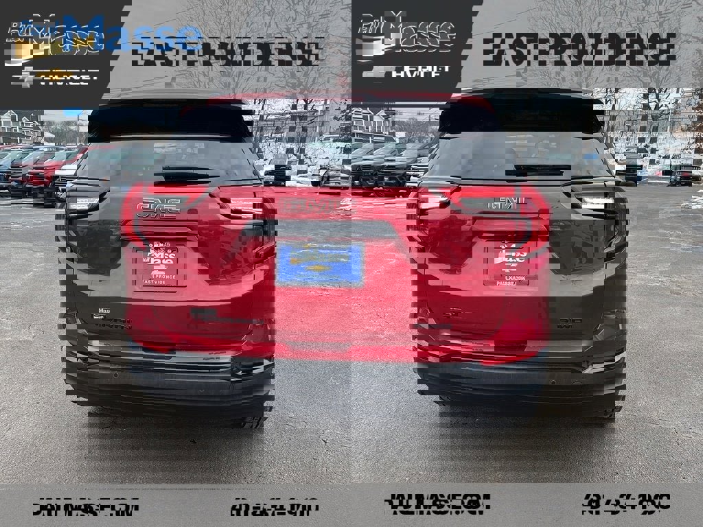 Certified 2023 GMC Terrain SLE w/ Driver Convenience Package image 6