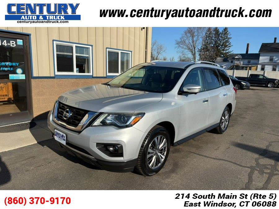 Used 2017 Nissan Pathfinder SL image 1