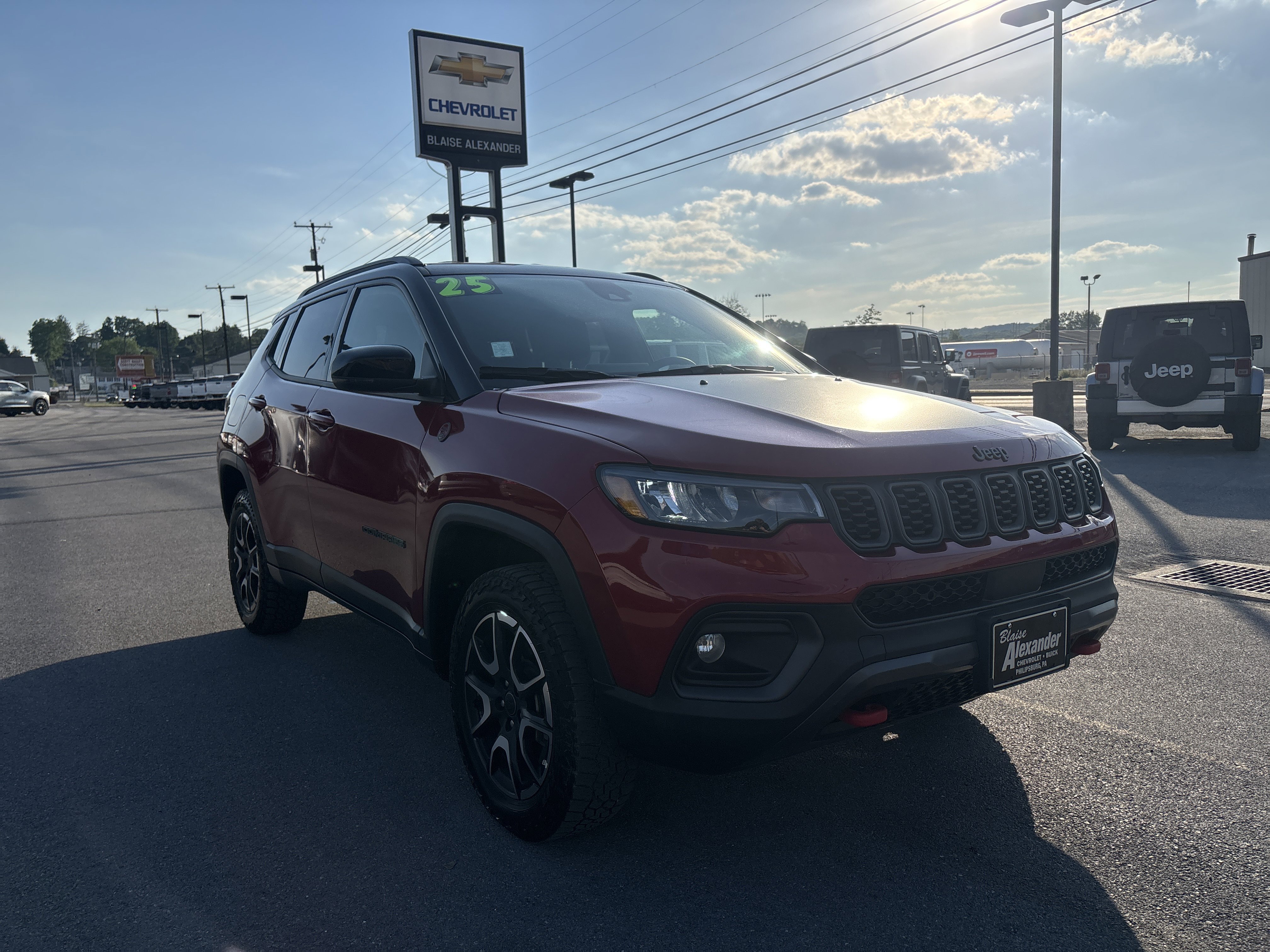 Used 2025 Jeep Compass Trailhawk