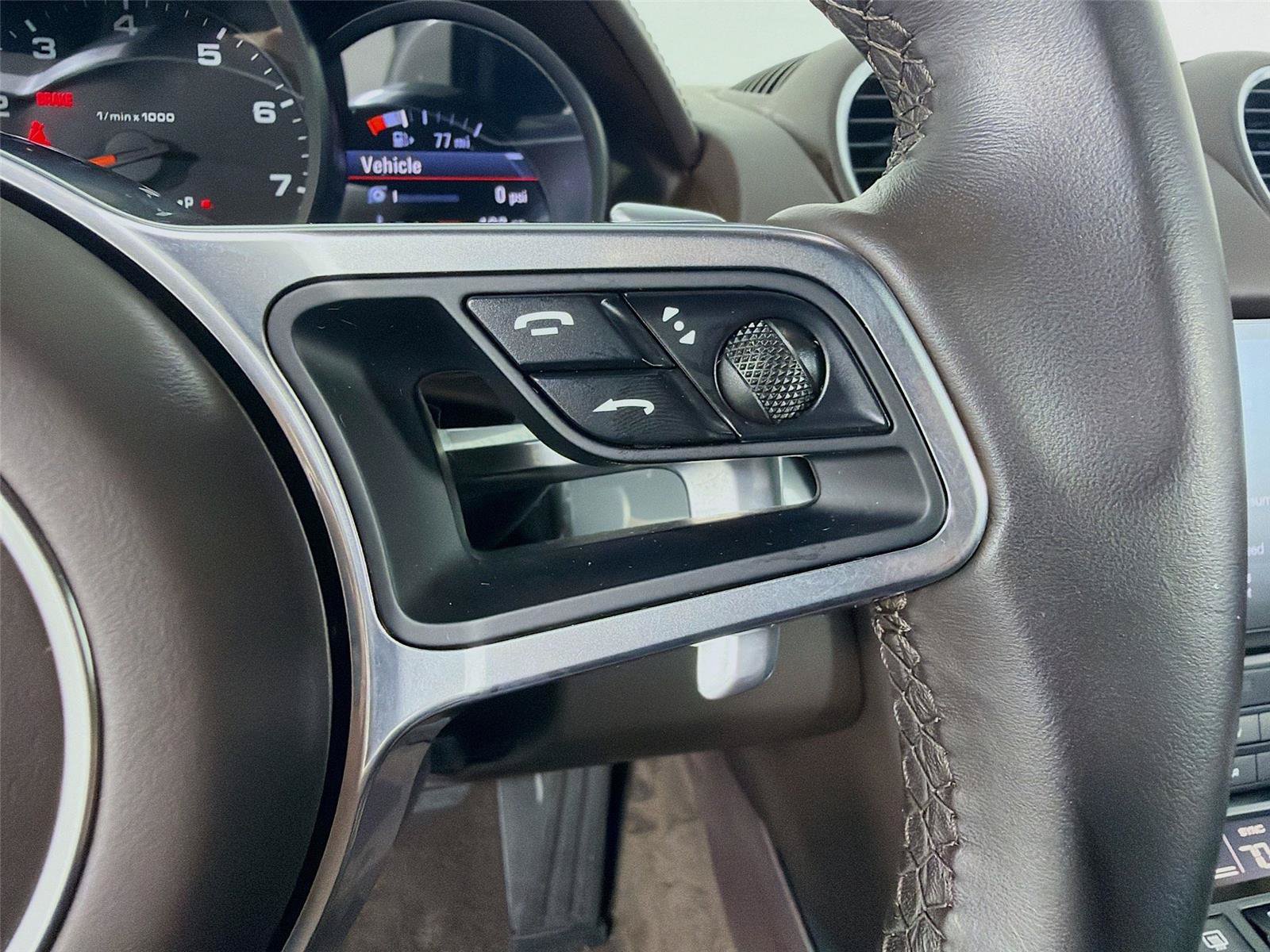 Certified 2022 Porsche 718 Cayman RWD image 13