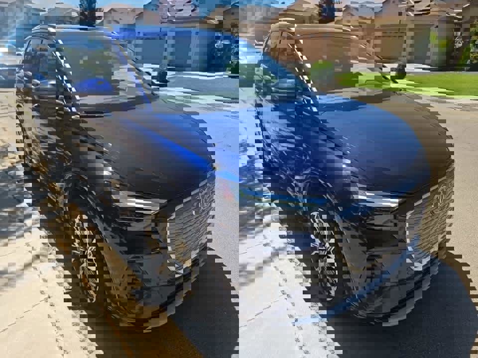 Used 2023 Audi Q4 e-tron Premium Plus w/ Premium Plus RWD image 3