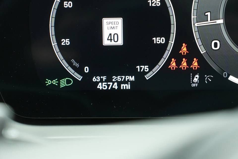 Certified 2025 Porsche Cayenne image 15