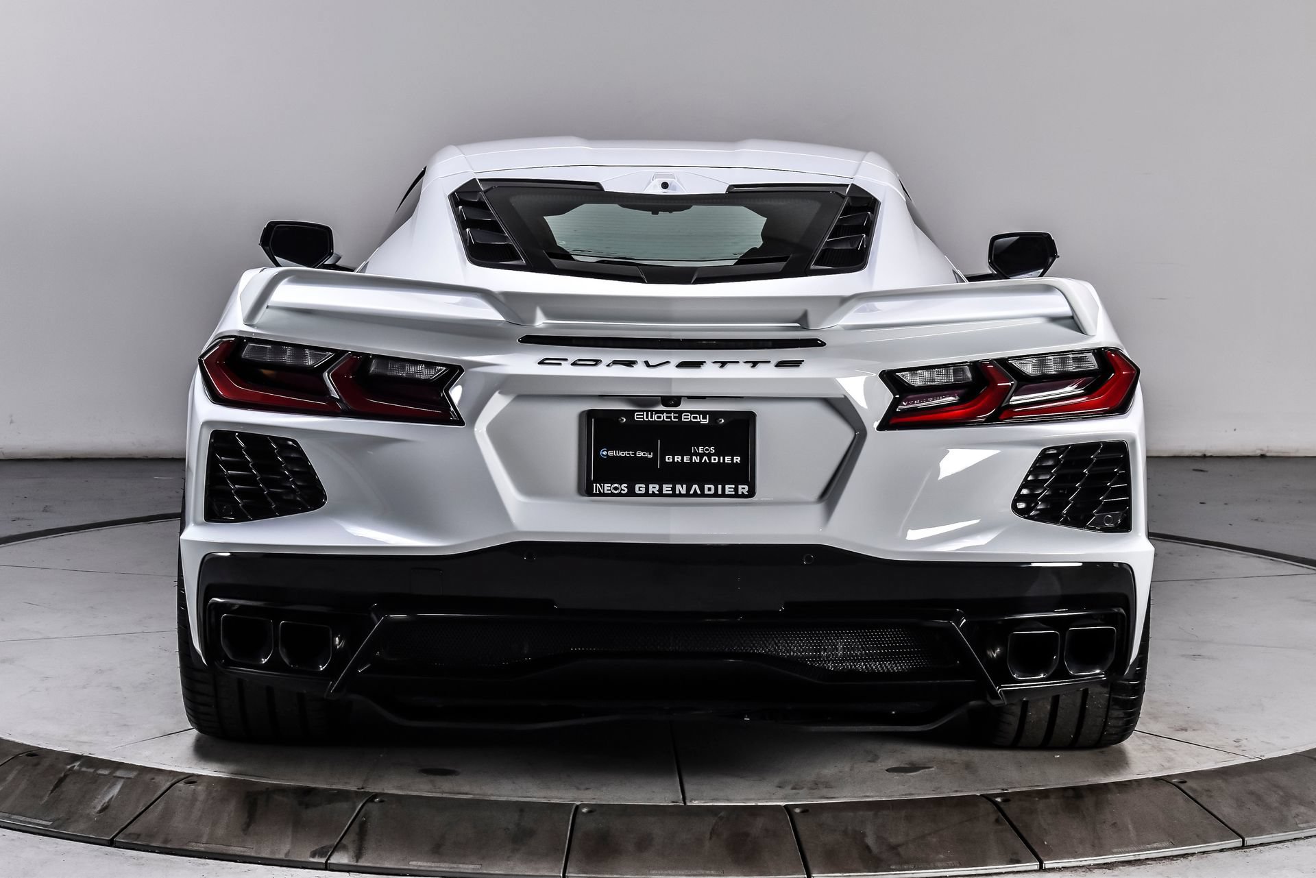 Used 2023 Chevrolet Corvette Stingray Premium Cpe w/ Z51 Performance Package RWD image 5