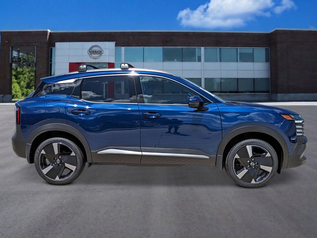 New 2026 Nissan Kicks SR w/ Cold Weather Package image 6