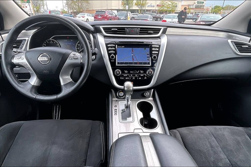 Used 2017 Nissan Murano SV AWD/4WD image 17