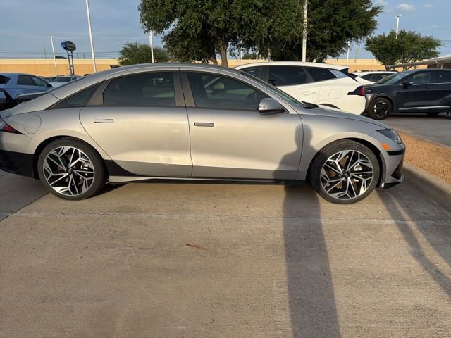 Used 2024 Hyundai Ioniq 6 SEL RWD image 3