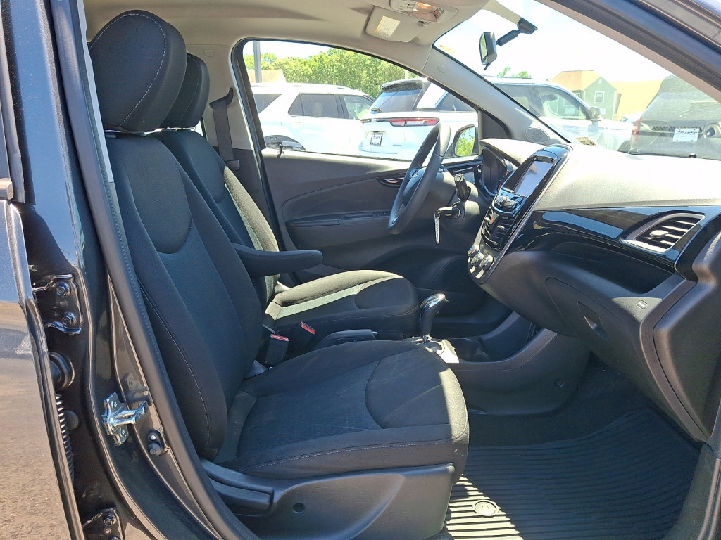 Used 2022 Chevrolet Spark LT FWD image 13
