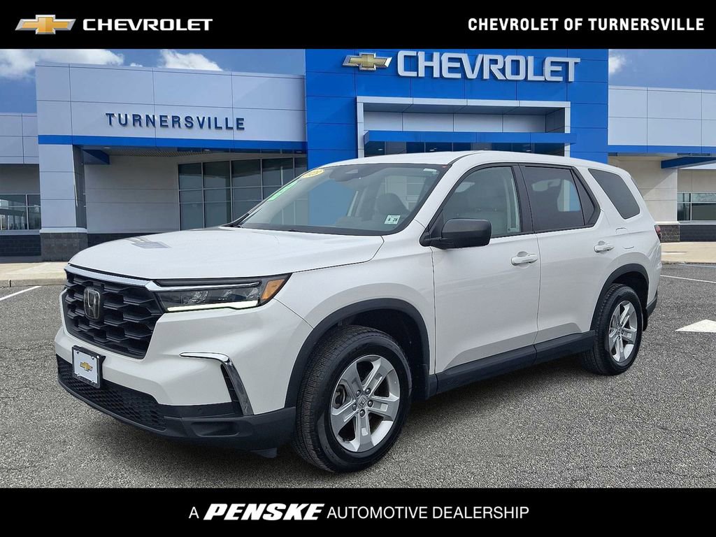 Used 2023 Honda Pilot LX