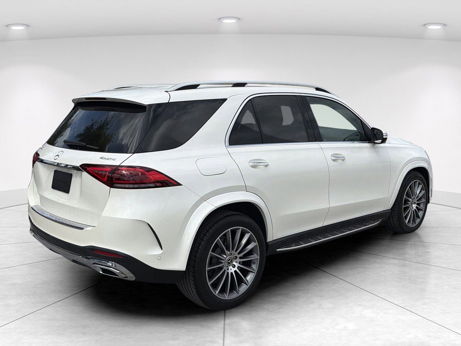 Used 2020 Mercedes-Benz GLE 350 4MATIC image 4