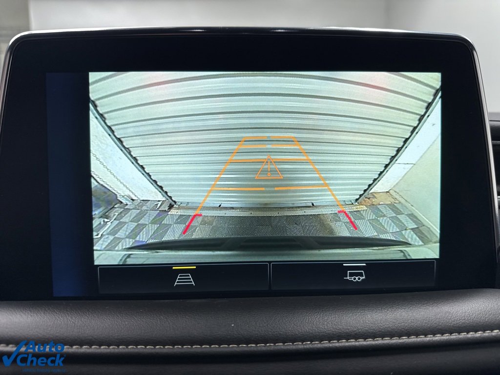 Used 2023 Chevrolet Suburban Premier image 15