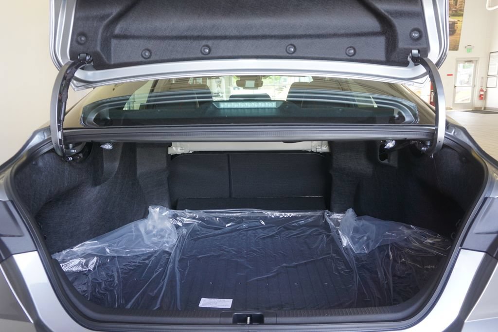 New 2026 Toyota Camry SE FWD image 19