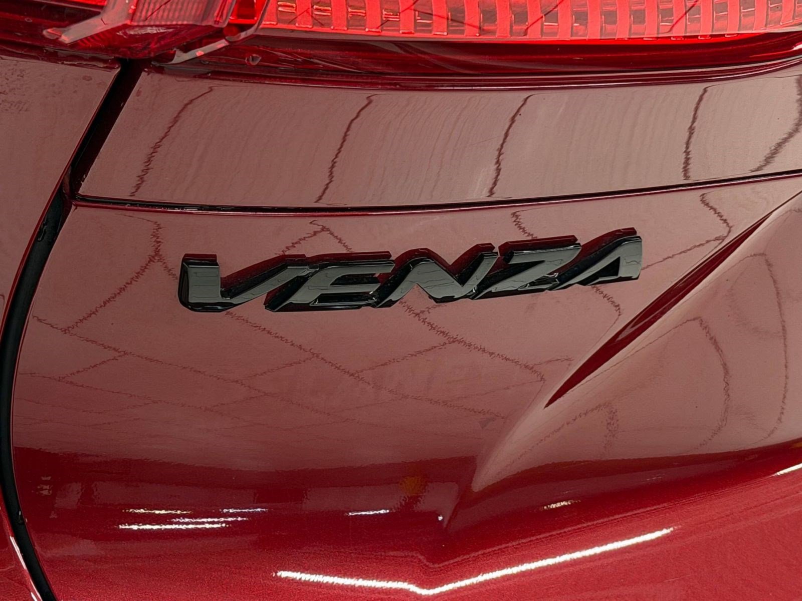 Used 2024 Toyota Venza Nightshade image 34