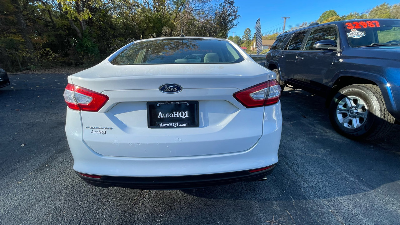 Used 2015 Ford Fusion S image 7