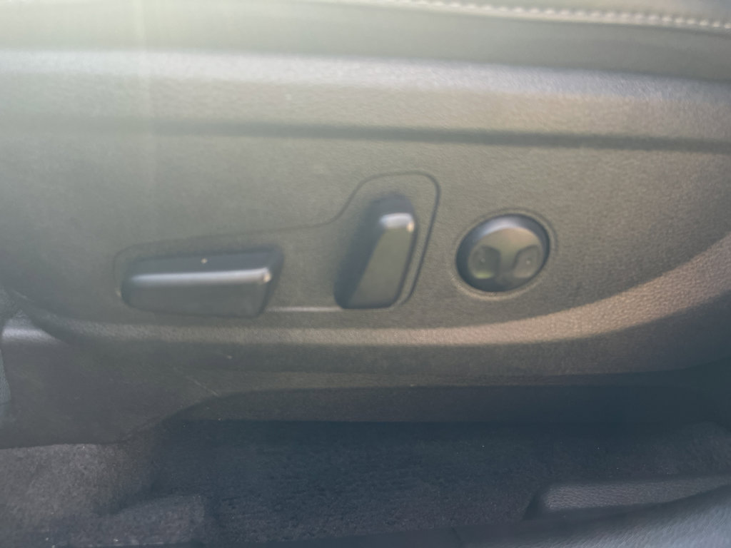 Used 2025 Kia Telluride S image 15