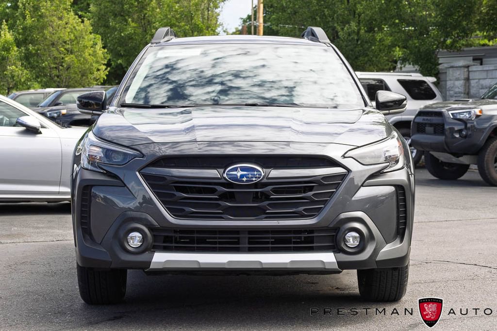 Used 2025 Subaru Outback Limited AWD/4WD image 14
