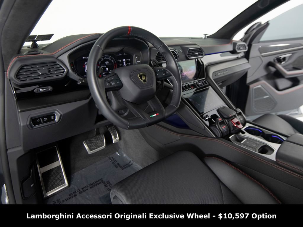 Used 2024 Lamborghini Urus S AWD/4WD image 16